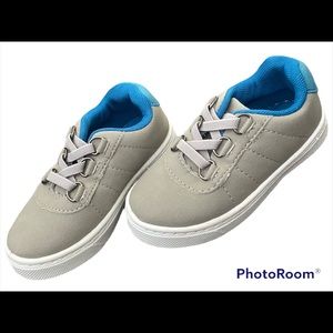 Toddler tennis shoes sneakers blue grey size 8